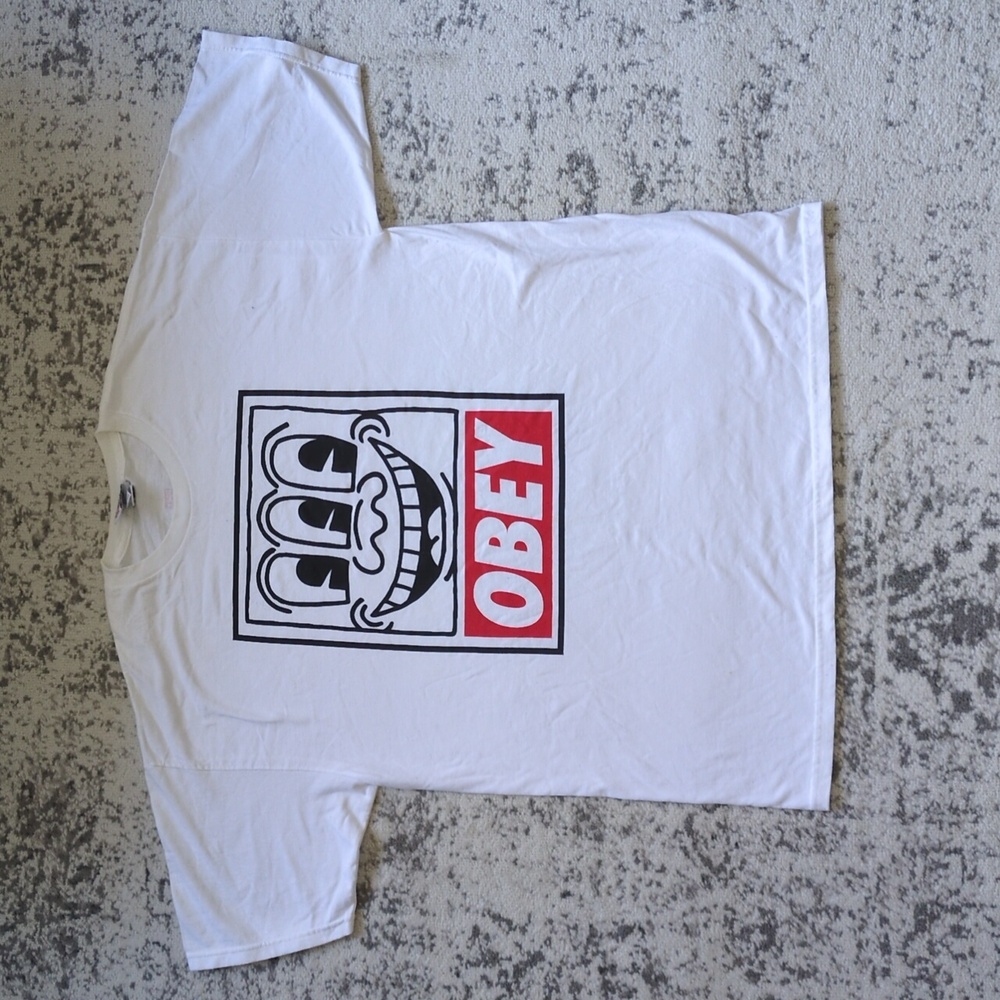 OBEY | Size Xl